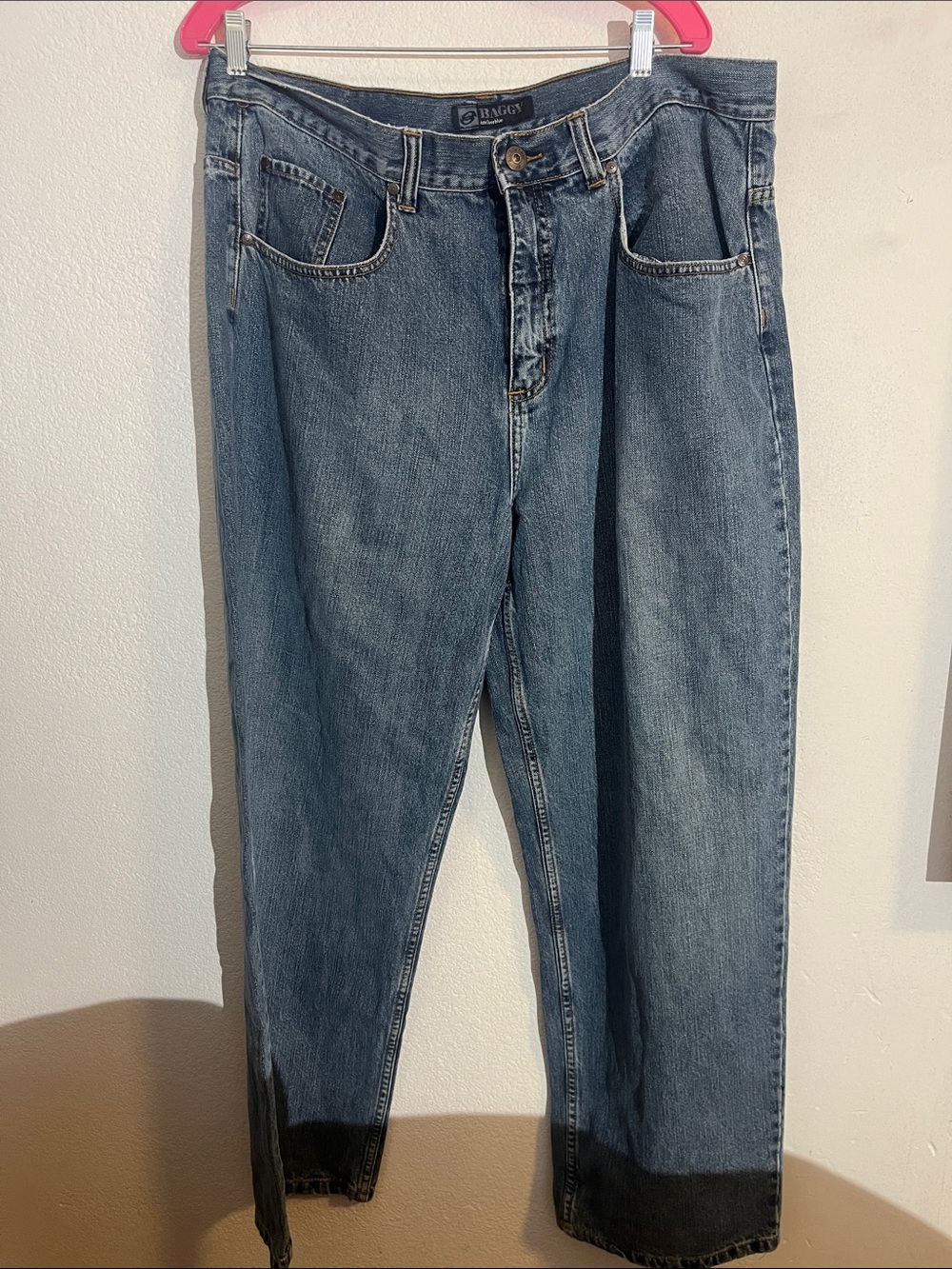 anchor blue Men's Classic Light Blue Straight-Leg Jeans